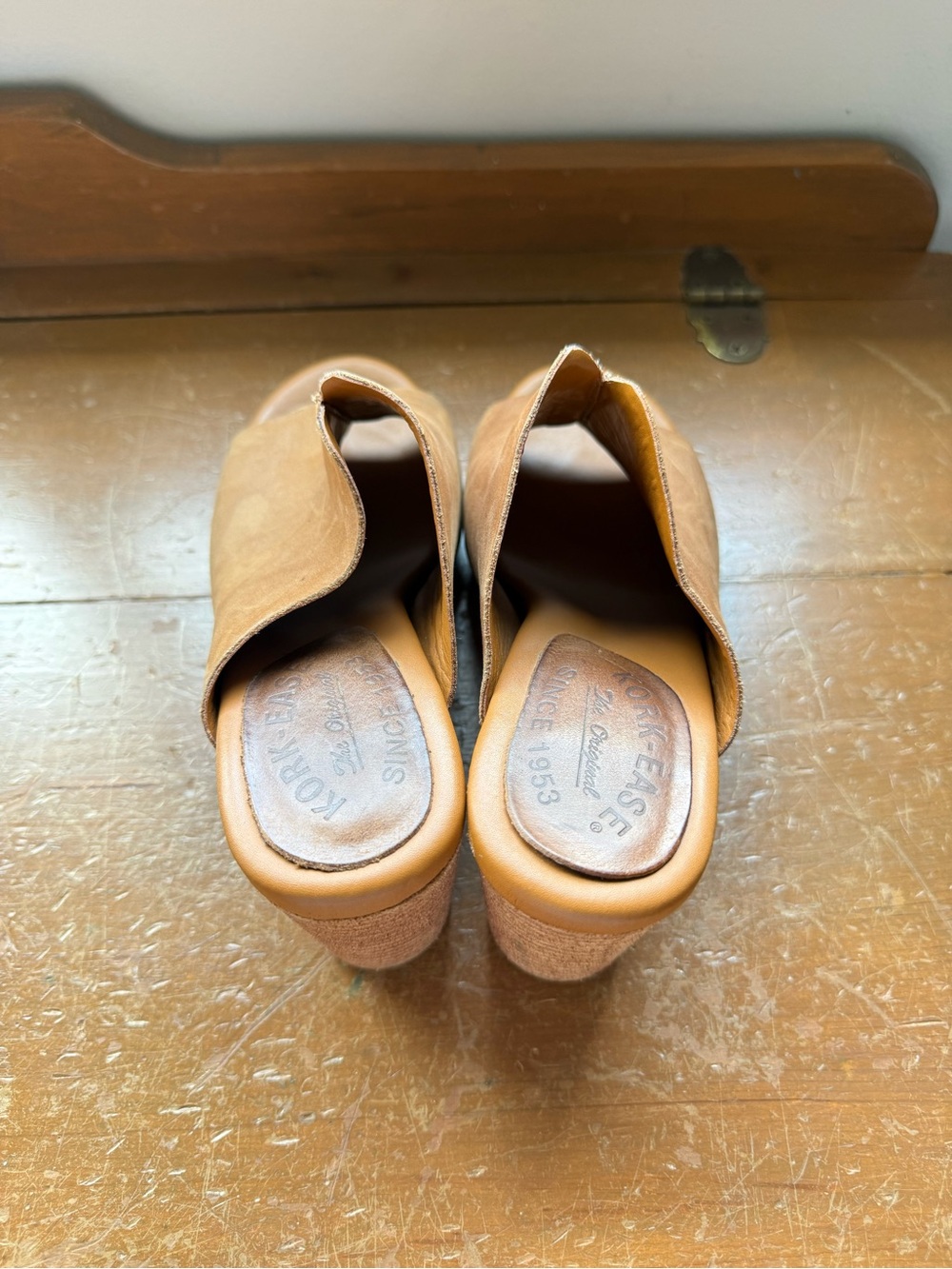 Kork-Ease Tan Leather Open-Toe Mule Heels - Picture 8 of 9
